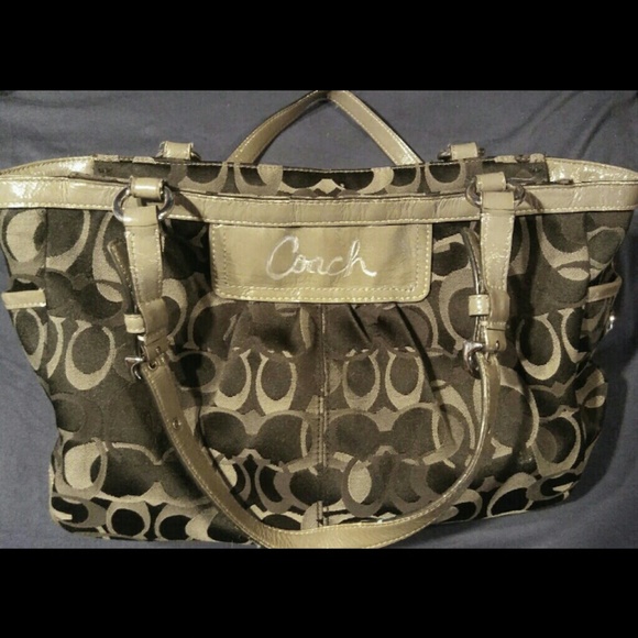 Coach Handbag - Picture 1 of 5